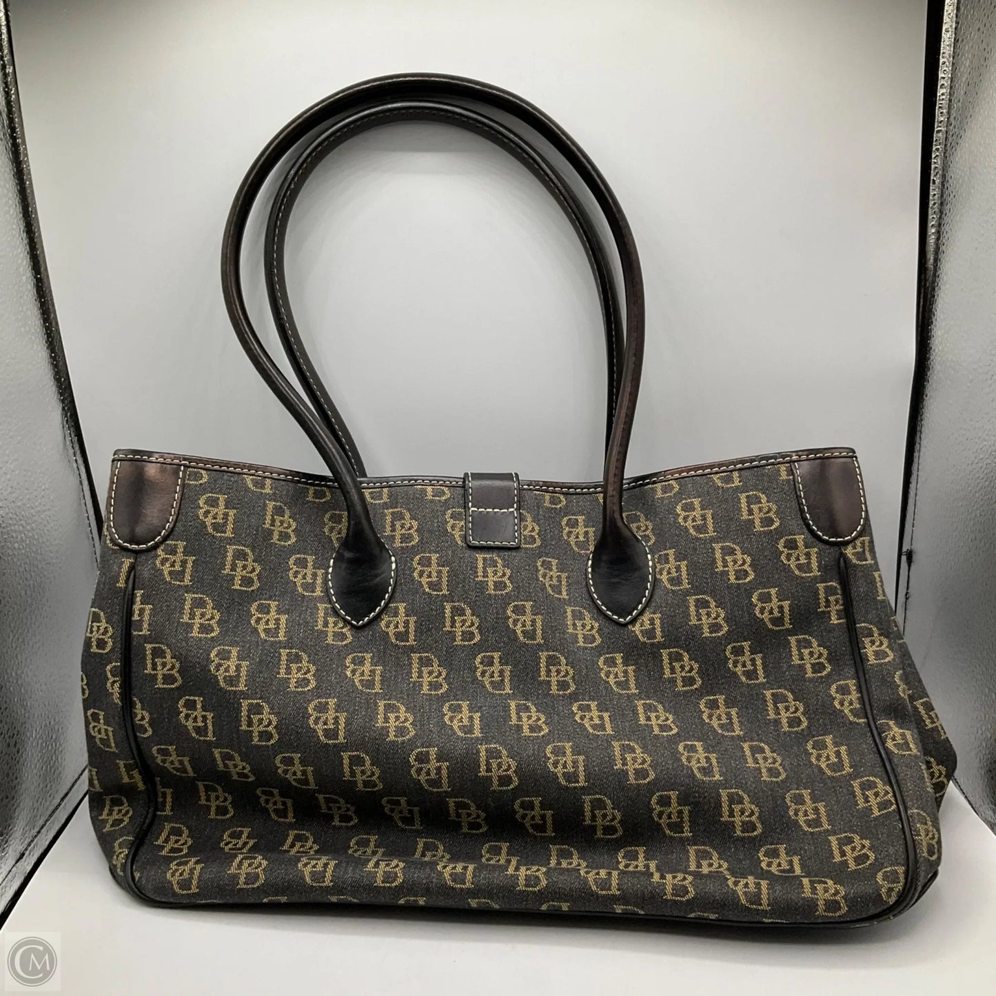 Tote Designer By Dooney And Bourke, Size: Medium