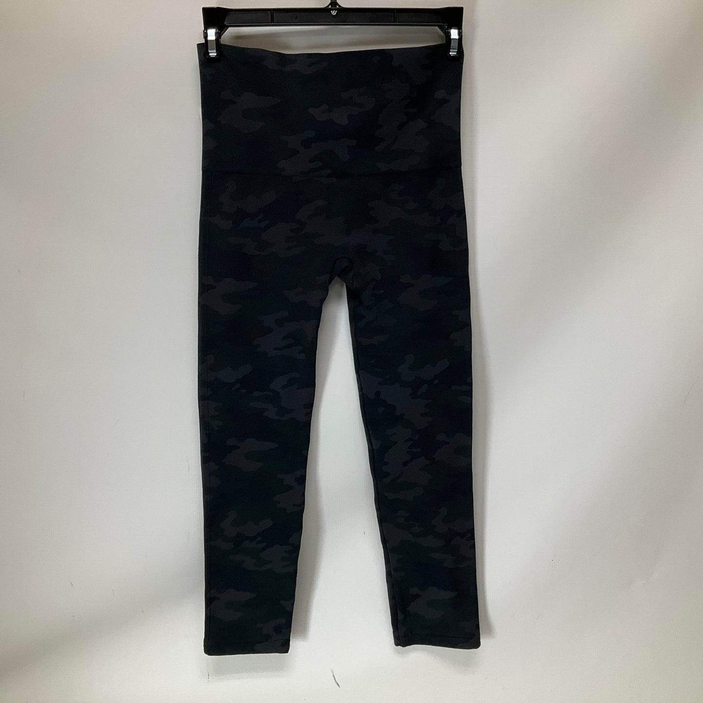 Pants Leggings By Spanx In Camouflage Print, Size: M