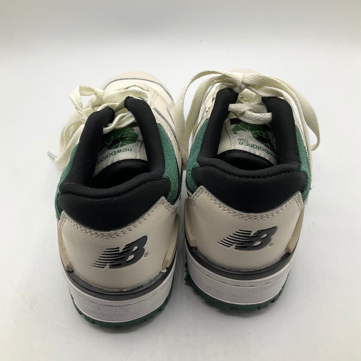 Shoes Sneakers By New Balance In Green, Size: 6