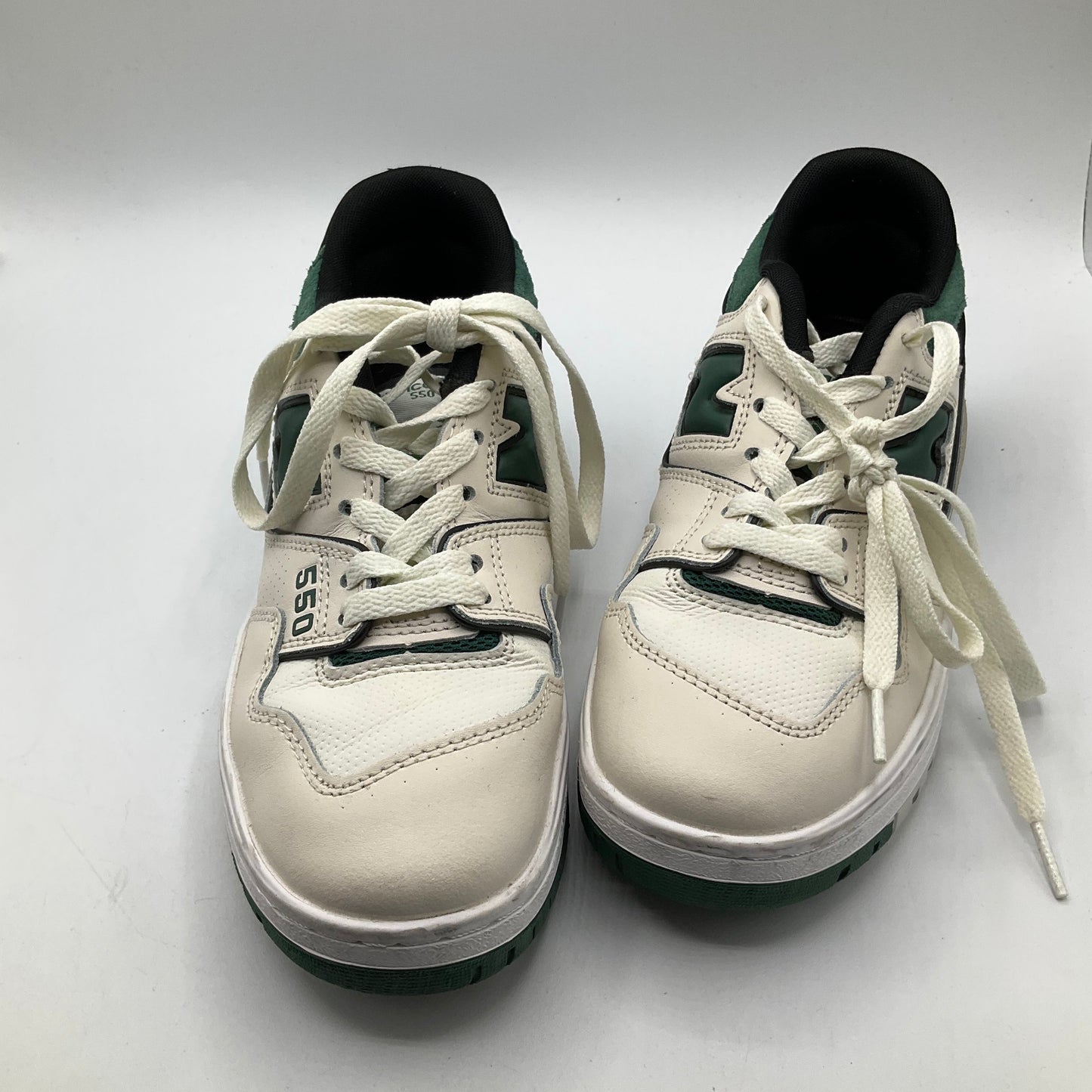 Shoes Sneakers By New Balance In Green, Size: 6