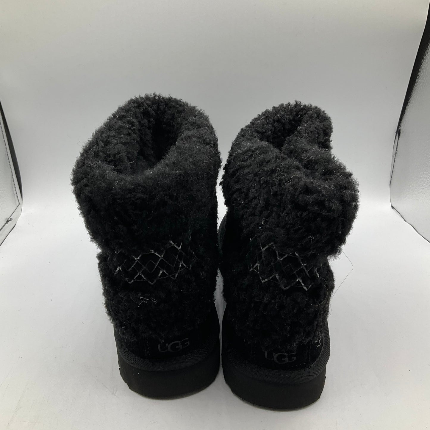 Black Boots Ankle Flats Ugg, Size 10