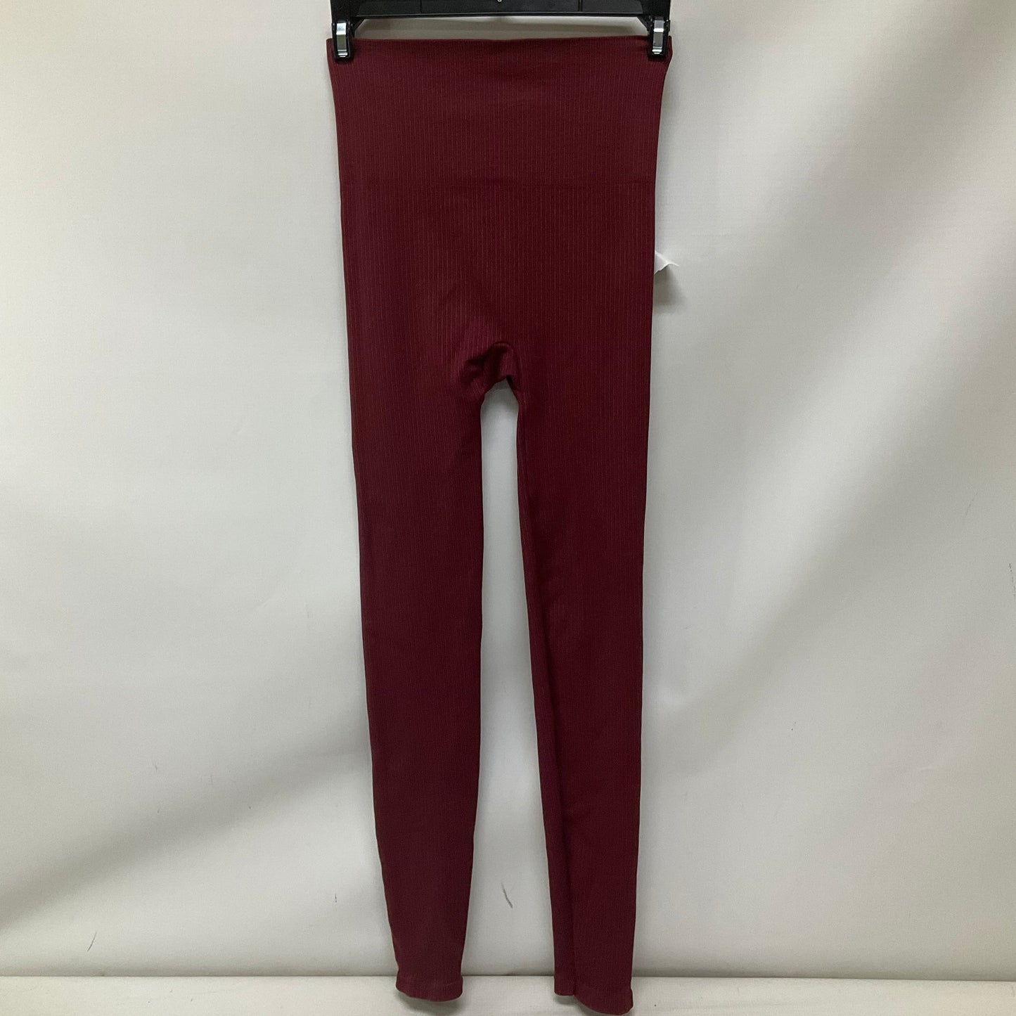 Athletic Leggings By Spanx In Maroon, Size: L