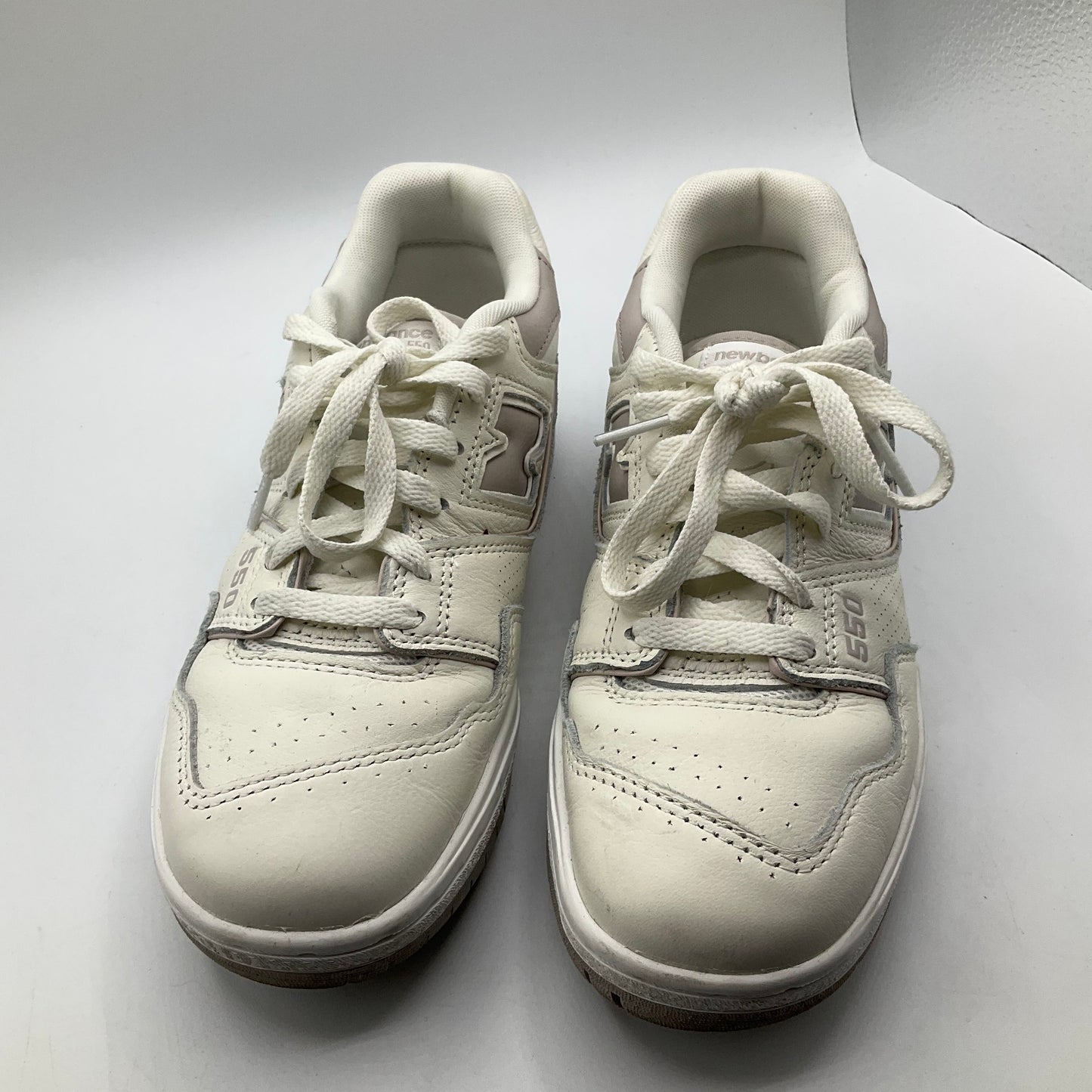 Shoes Sneakers By New Balance In White, Size: 7