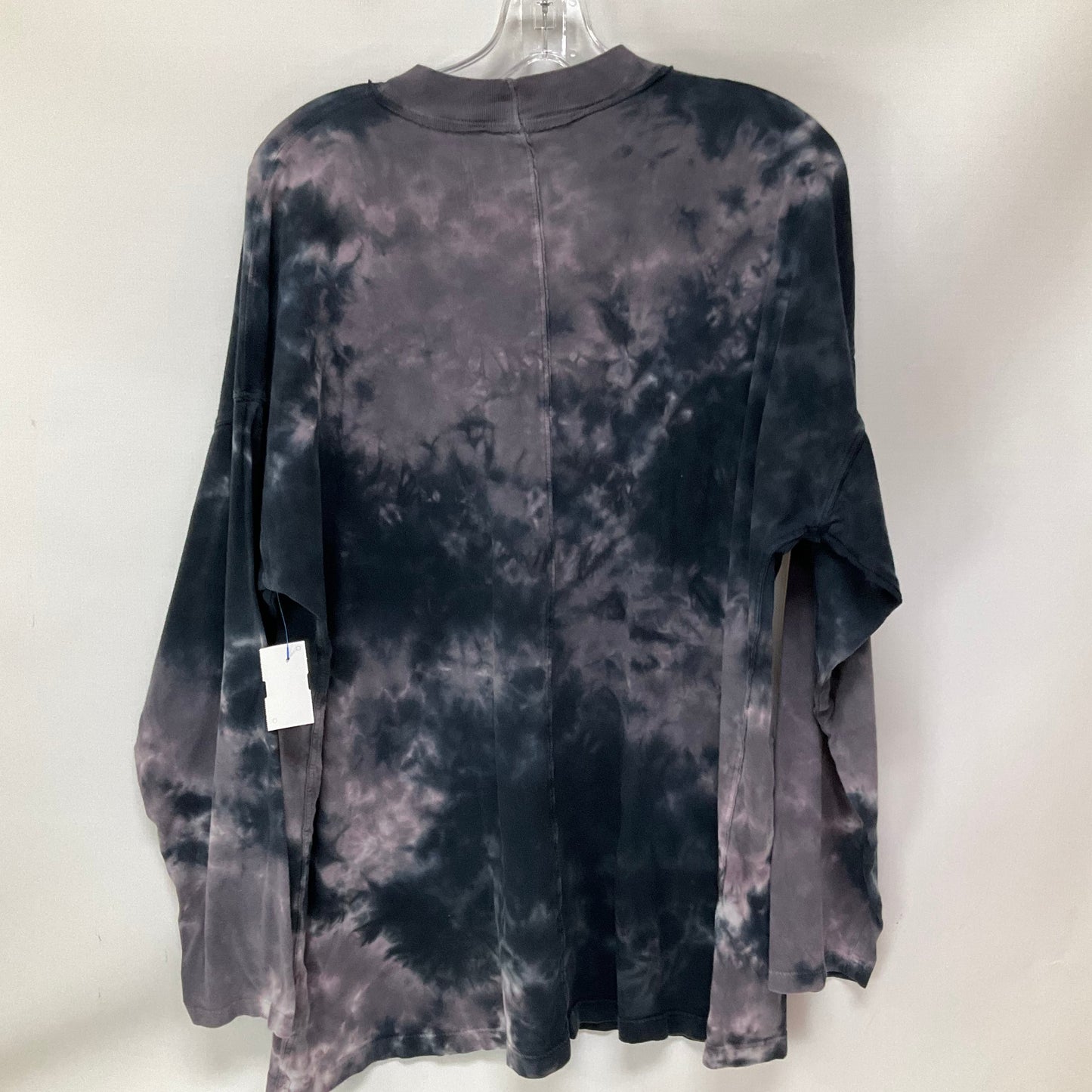 Top Long Sleeve By We The Free In Tie Dye Print, Size: M