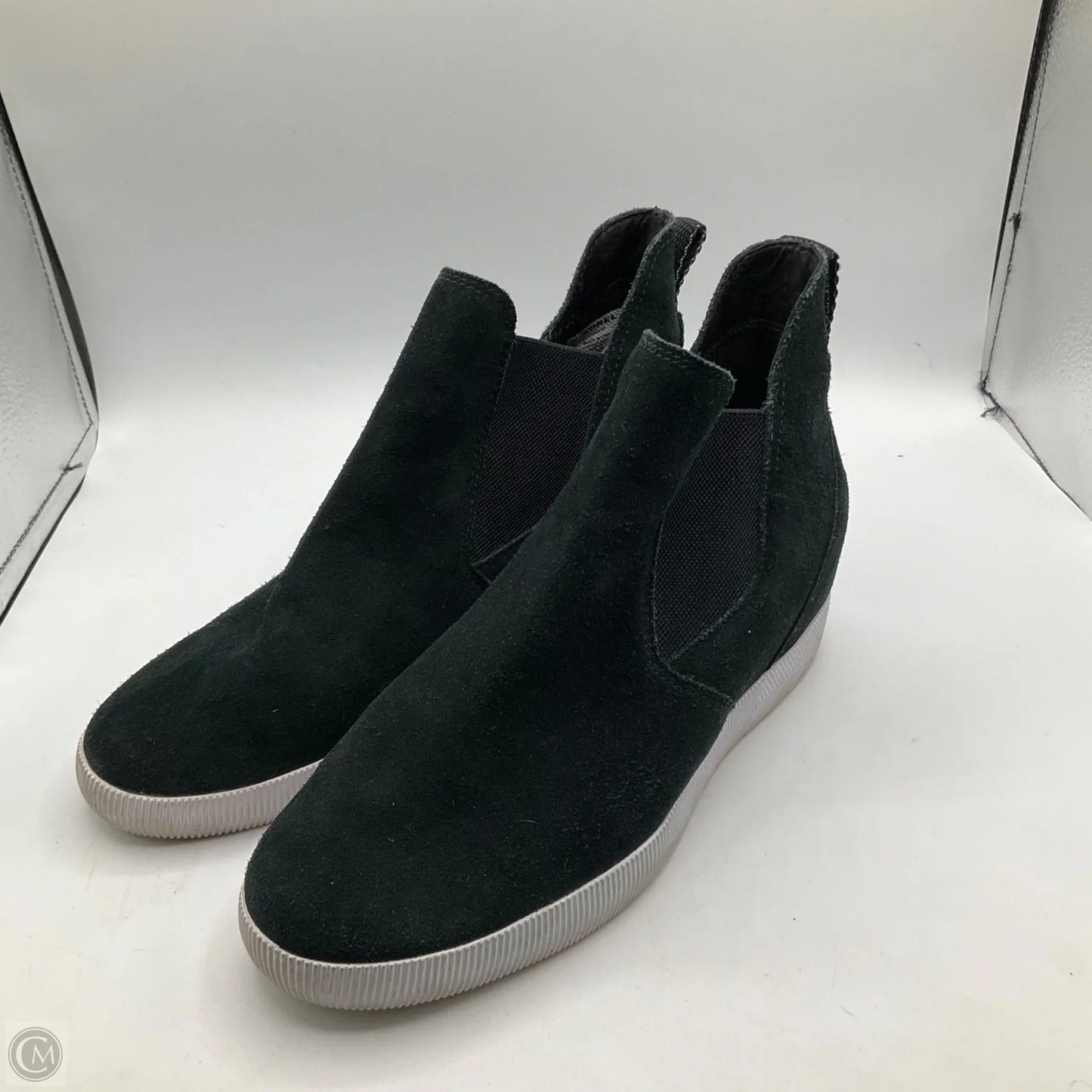 Shoes Sneakers By Sorel In Black, Size: 10