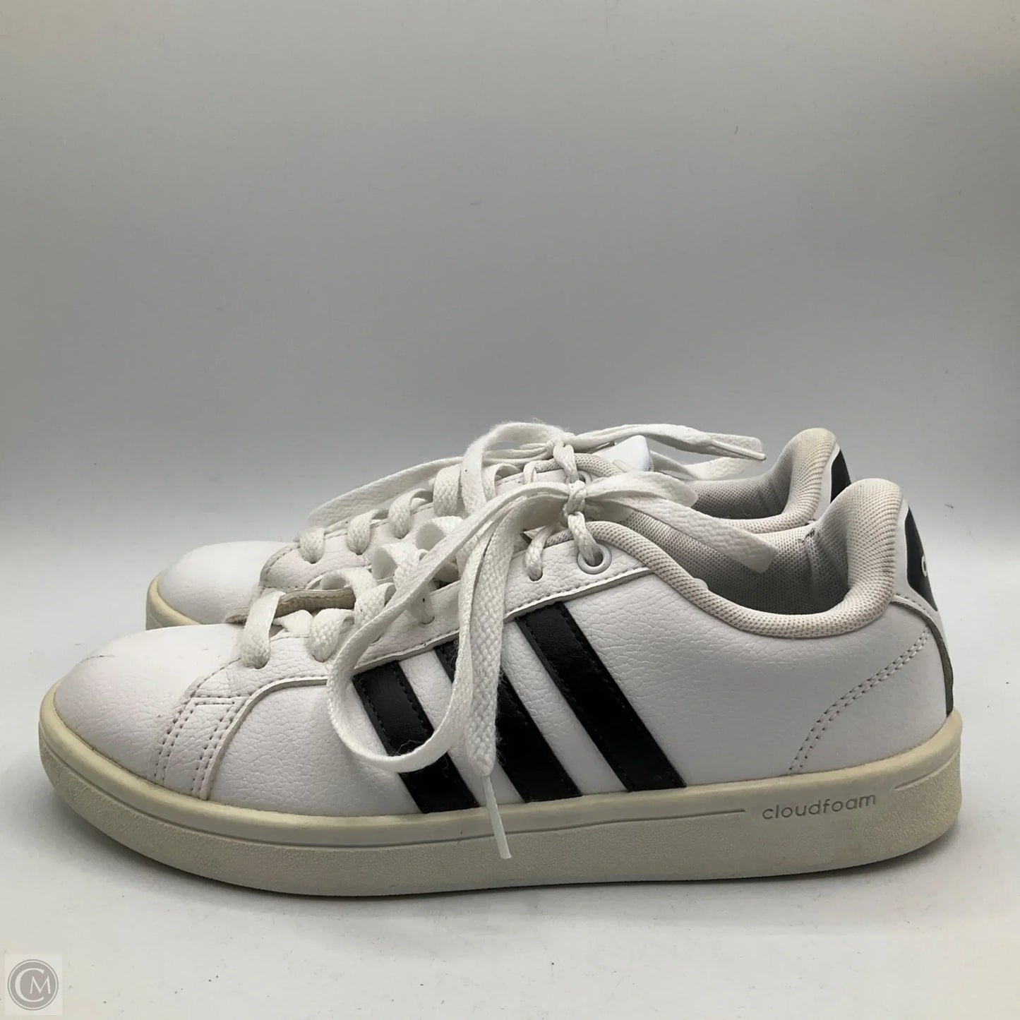 Shoes Sneakers By Adidas In White, Size: 7