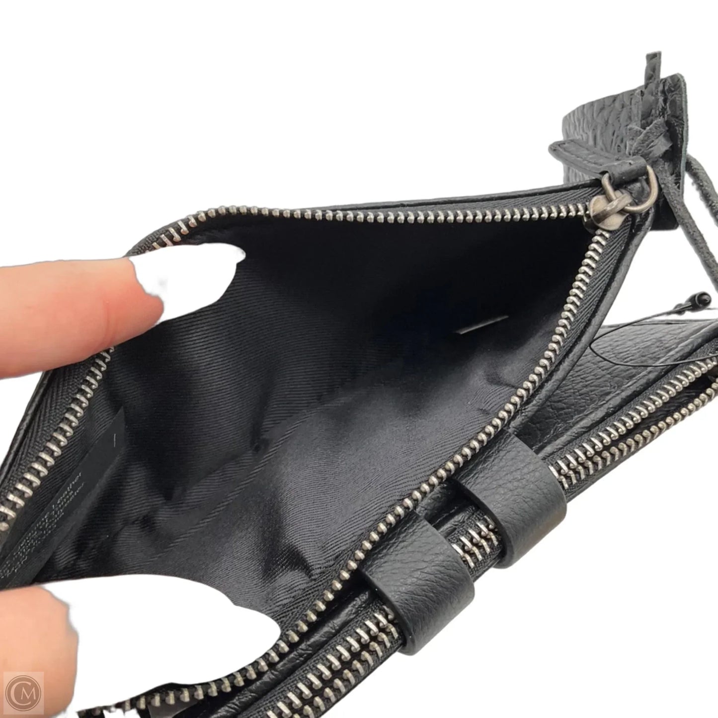 Wallet Leather By Clothes Mentor, Size: Medium