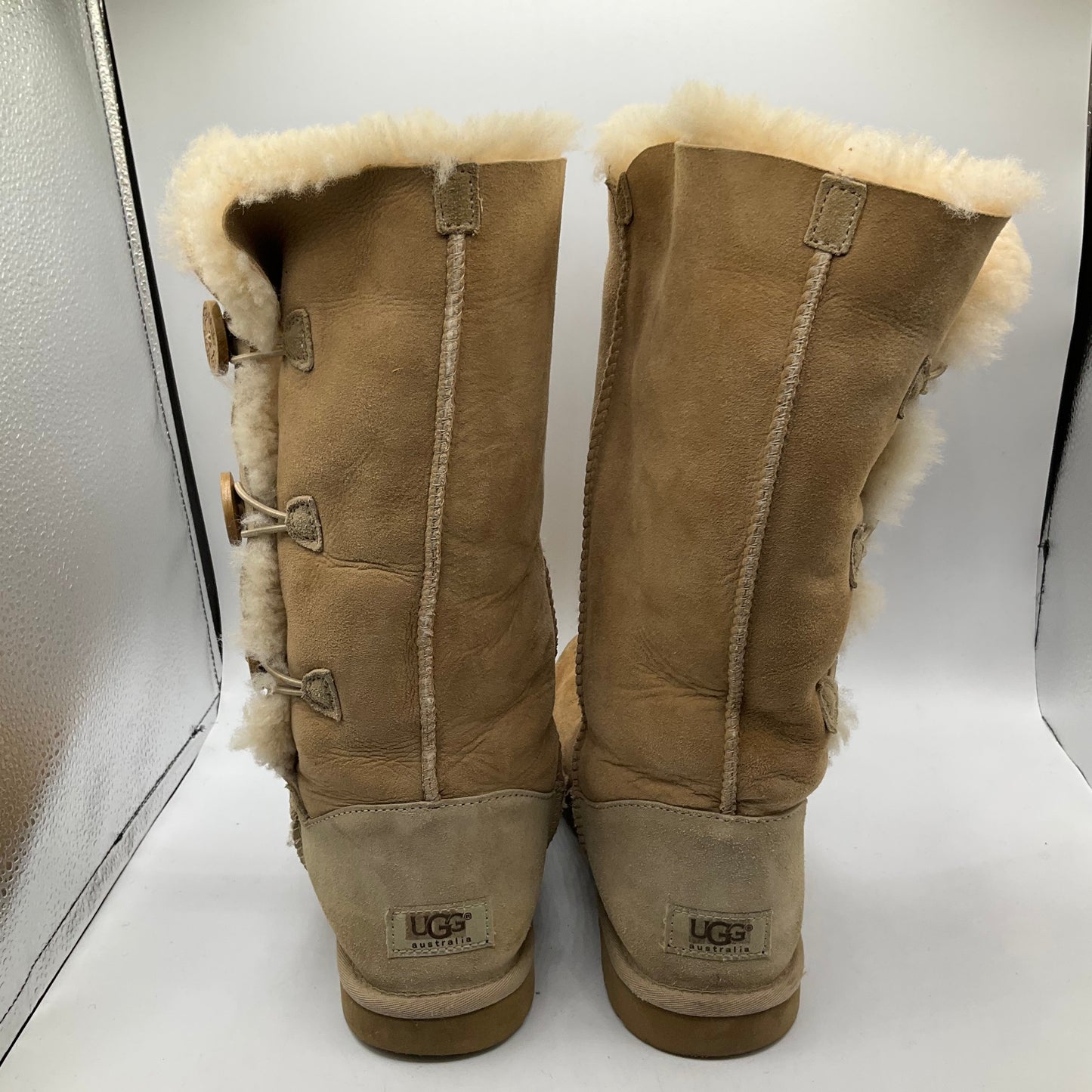 Tan Boots Snow Ugg, Size 8