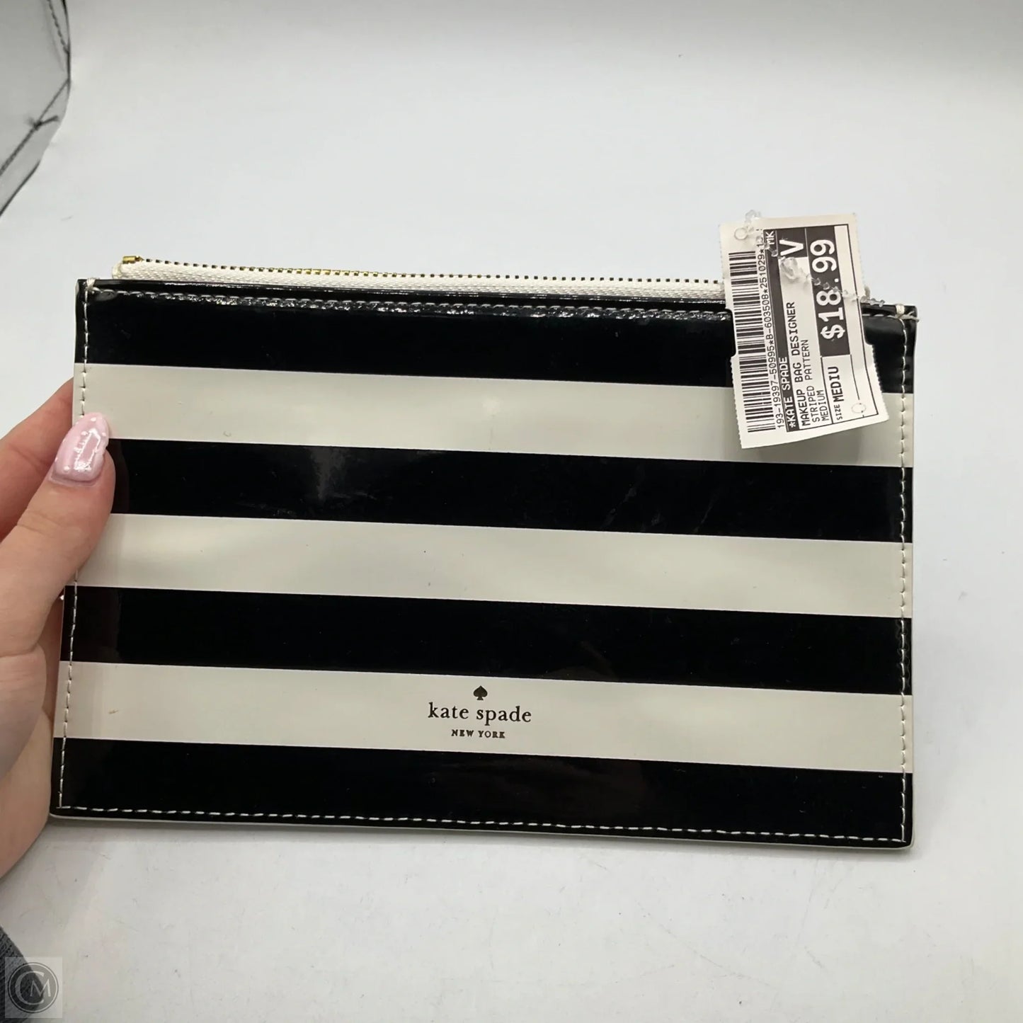 Makeup Bag Designer By Kate Spade, Size: Medium