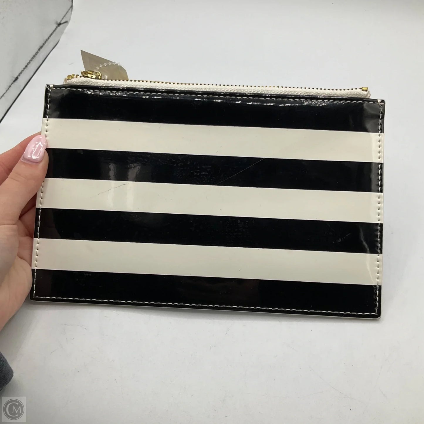 Makeup Bag Designer By Kate Spade, Size: Medium