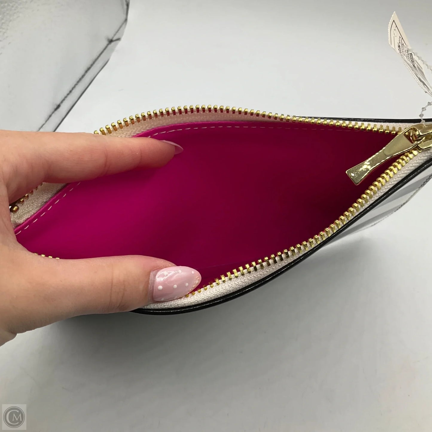 Makeup Bag Designer By Kate Spade, Size: Medium