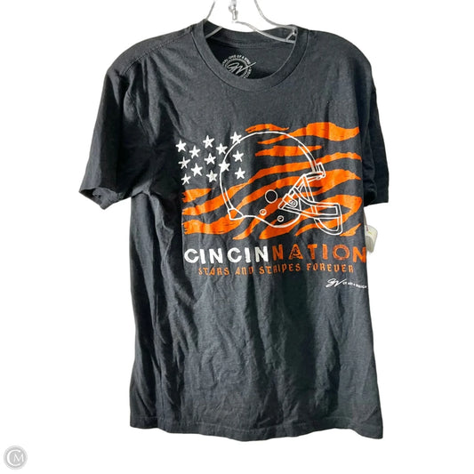 Athletic Top Short Sleeve By Cme In Grey, Size: M