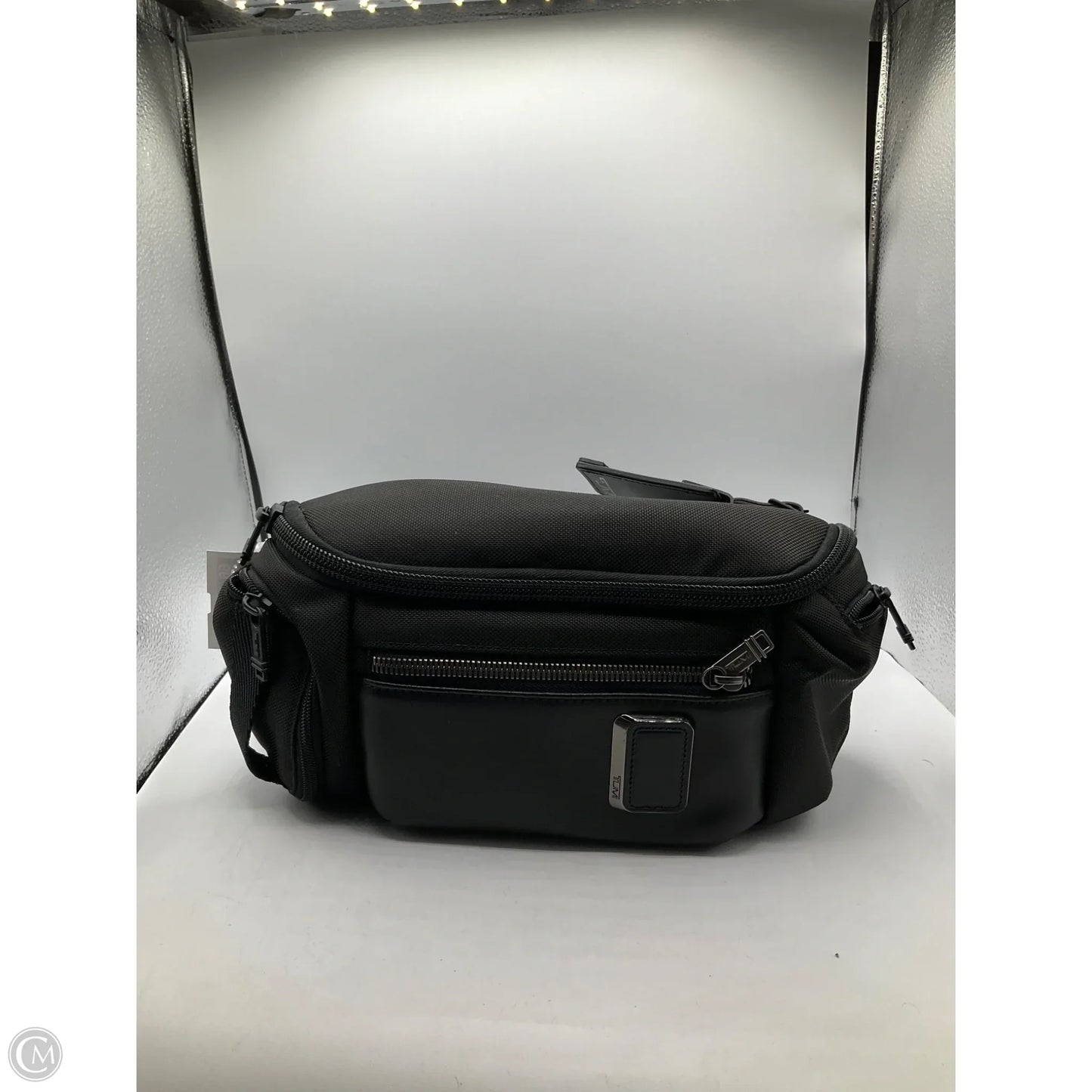 Crossbody Designer By Tumi, Size: Medium