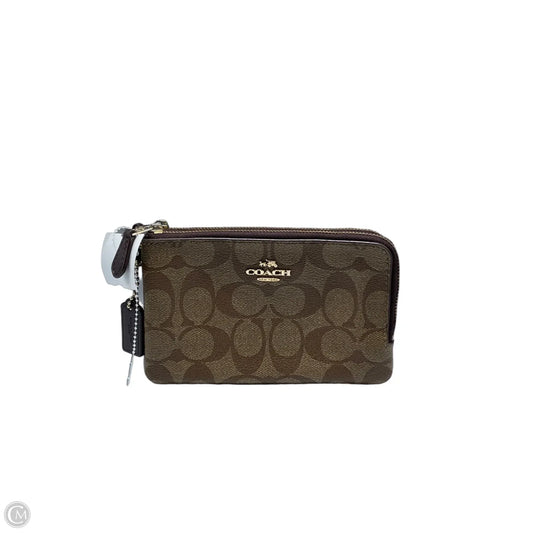 Wristlet Designer By Coach, Size: Medium