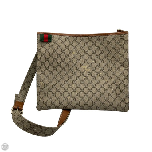 Crossbody Luxury Designer By Gucci, Size: Medium