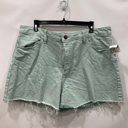 Shorts By Universal Thread  Size: 16