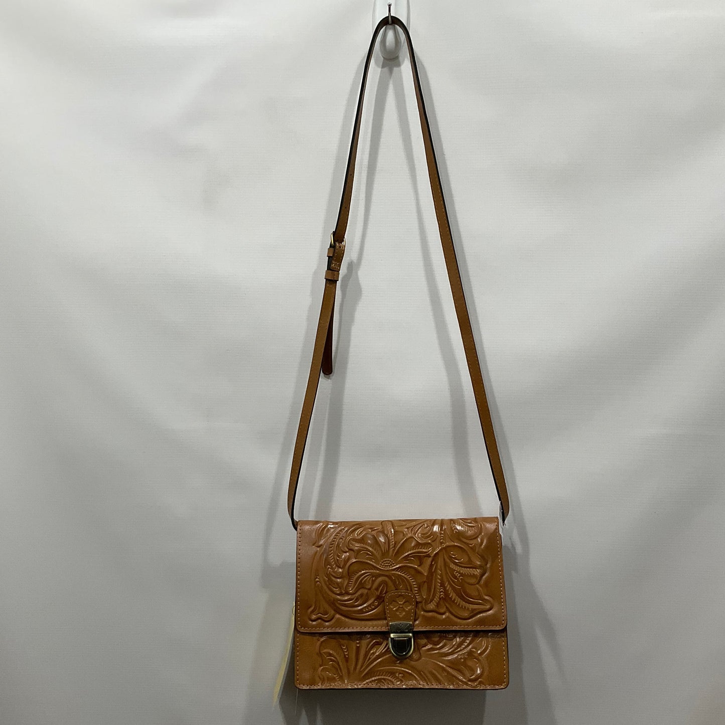 Crossbody Designer By Patricia Nash  Size: Medium