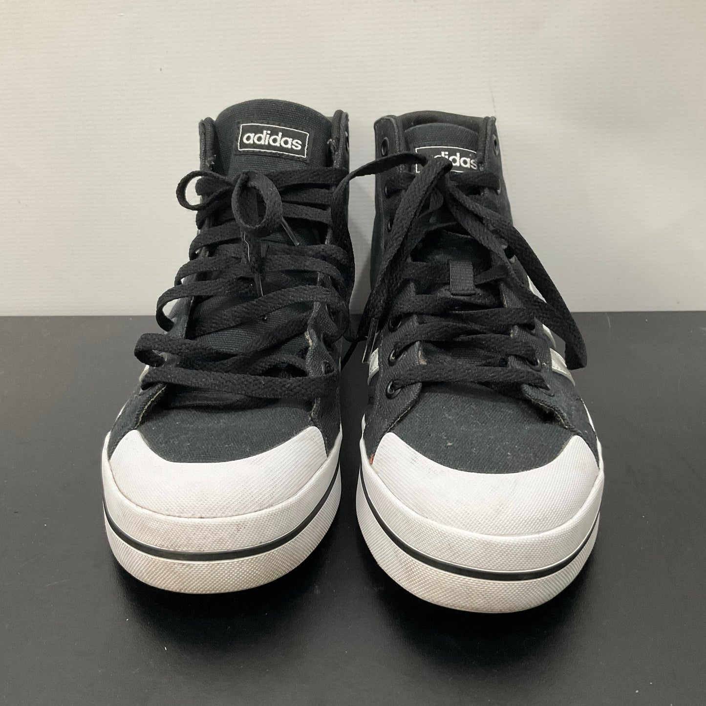 Shoes Sneakers By Adidas In Black, Size: 8.5