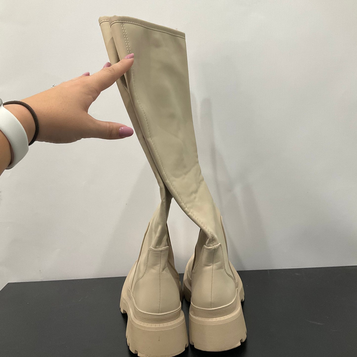 Boots Knee Flats By Fashion Nova In Cream, Size: 7.5