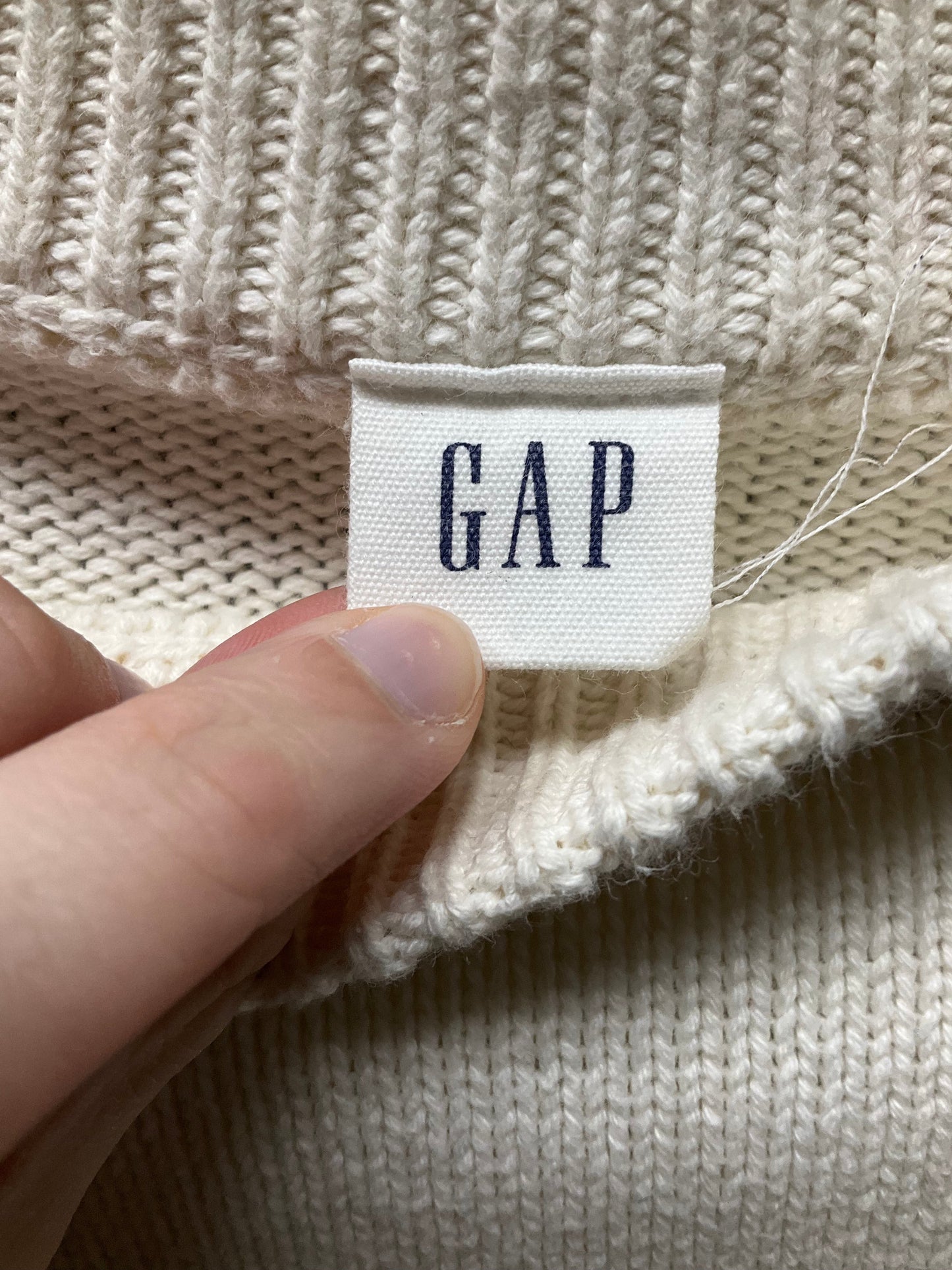 Sweater By Gap In Cream, Size: S