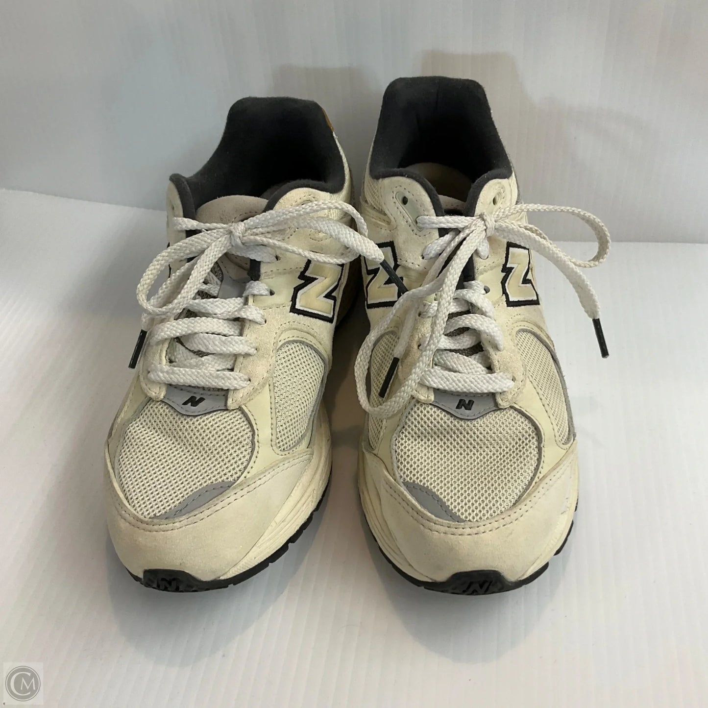 Shoes Athletic By New Balance In Cream, Size: 8