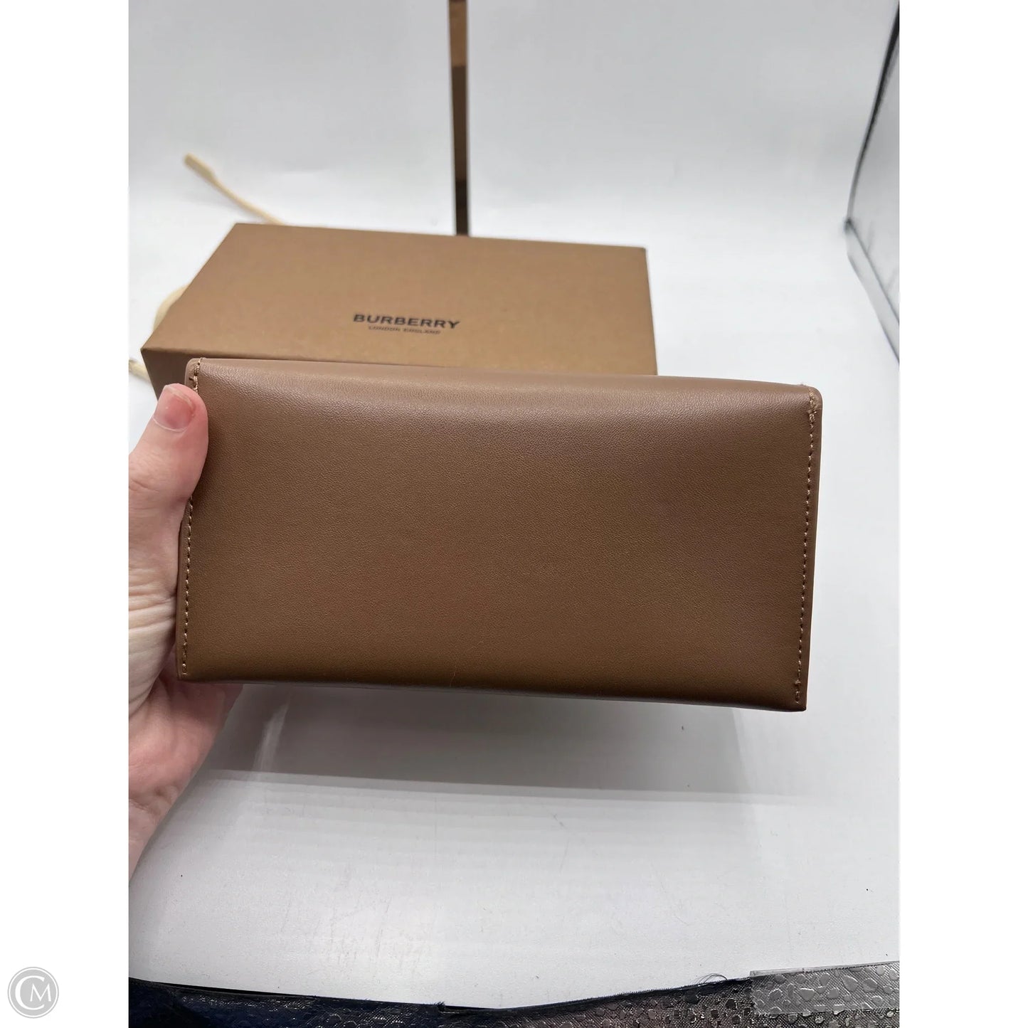 Sunglasses Luxury Designer By Burberry, Size: Medium