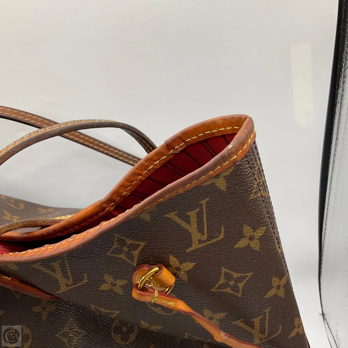 Handbag Luxury Designer By Louis Vuitton, Size: Large