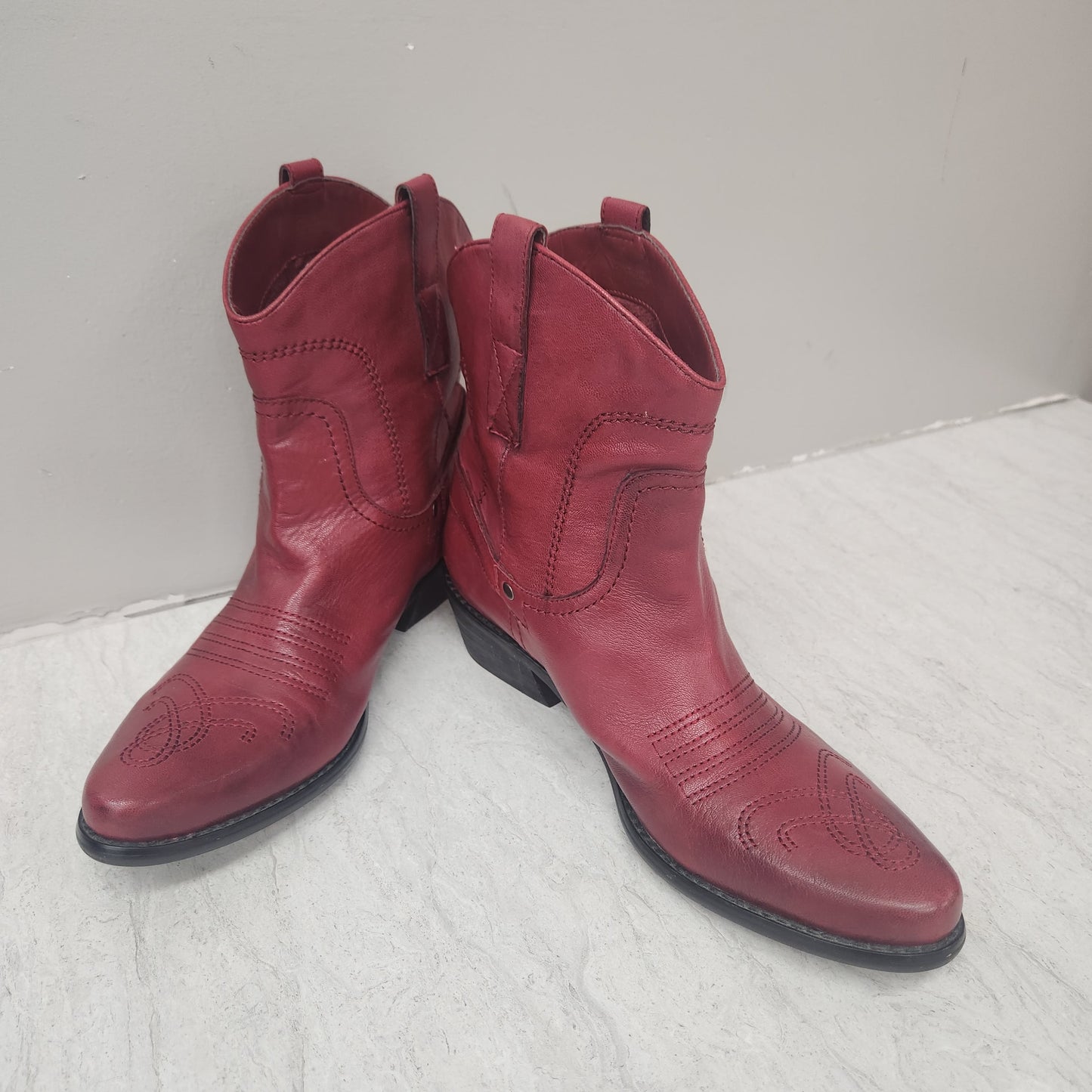 Boots Ankle Heels By Franco Sarto In Red, Size: 7.5