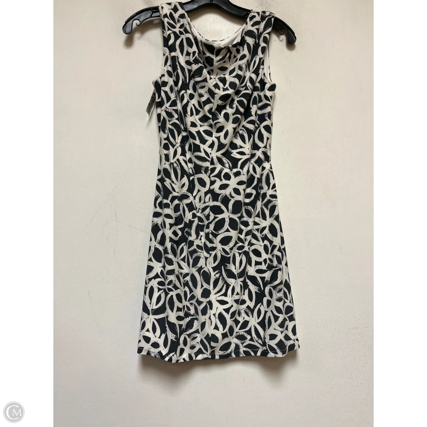 Dress Casual Short By Lauren By Ralph Lauren In Grey & White, Size: M