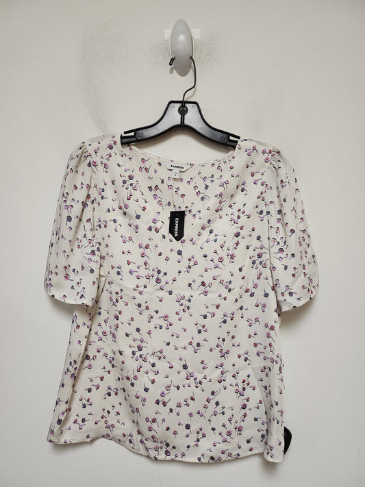 Top Short Sleeve By Express In Floral Print, Size: S