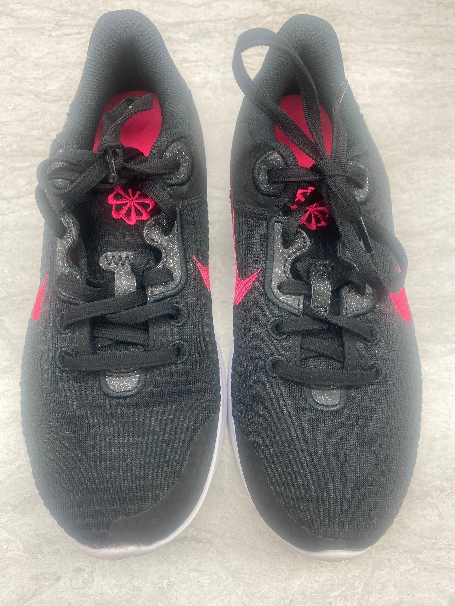 Shoes Athletic By Nike In Black & Pink, Size: 6.5