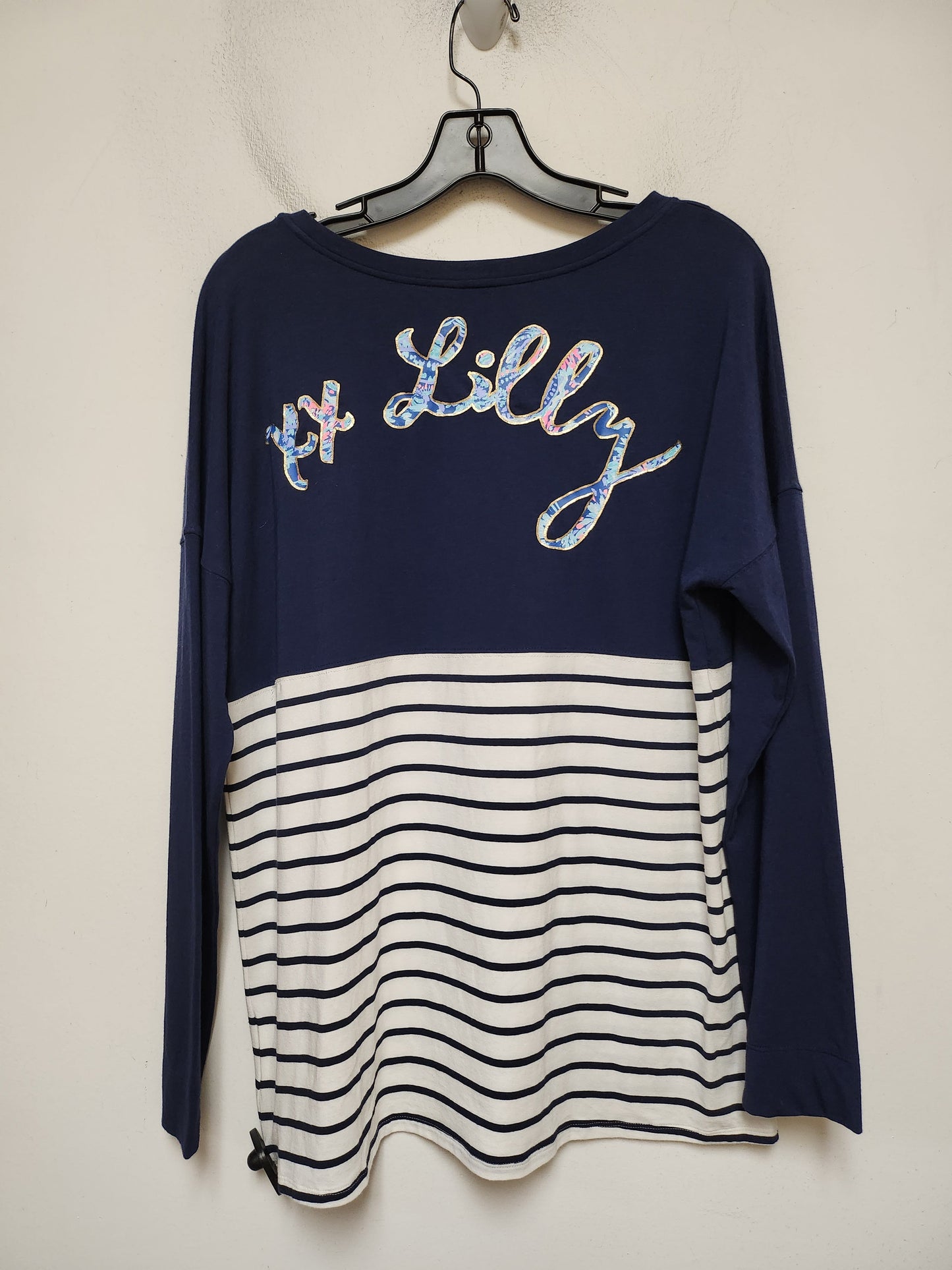 Top Long Sleeve Designer By Lilly Pulitzer In Striped Pattern, Size: M