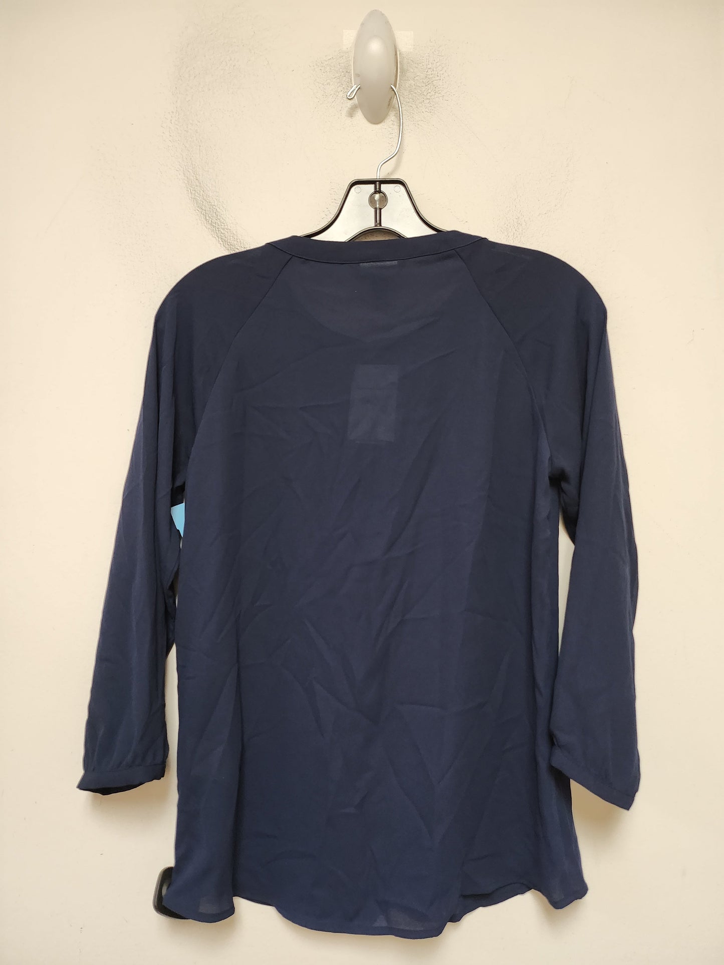 Top Long Sleeve By Banana Republic In Blue, Size: Xs