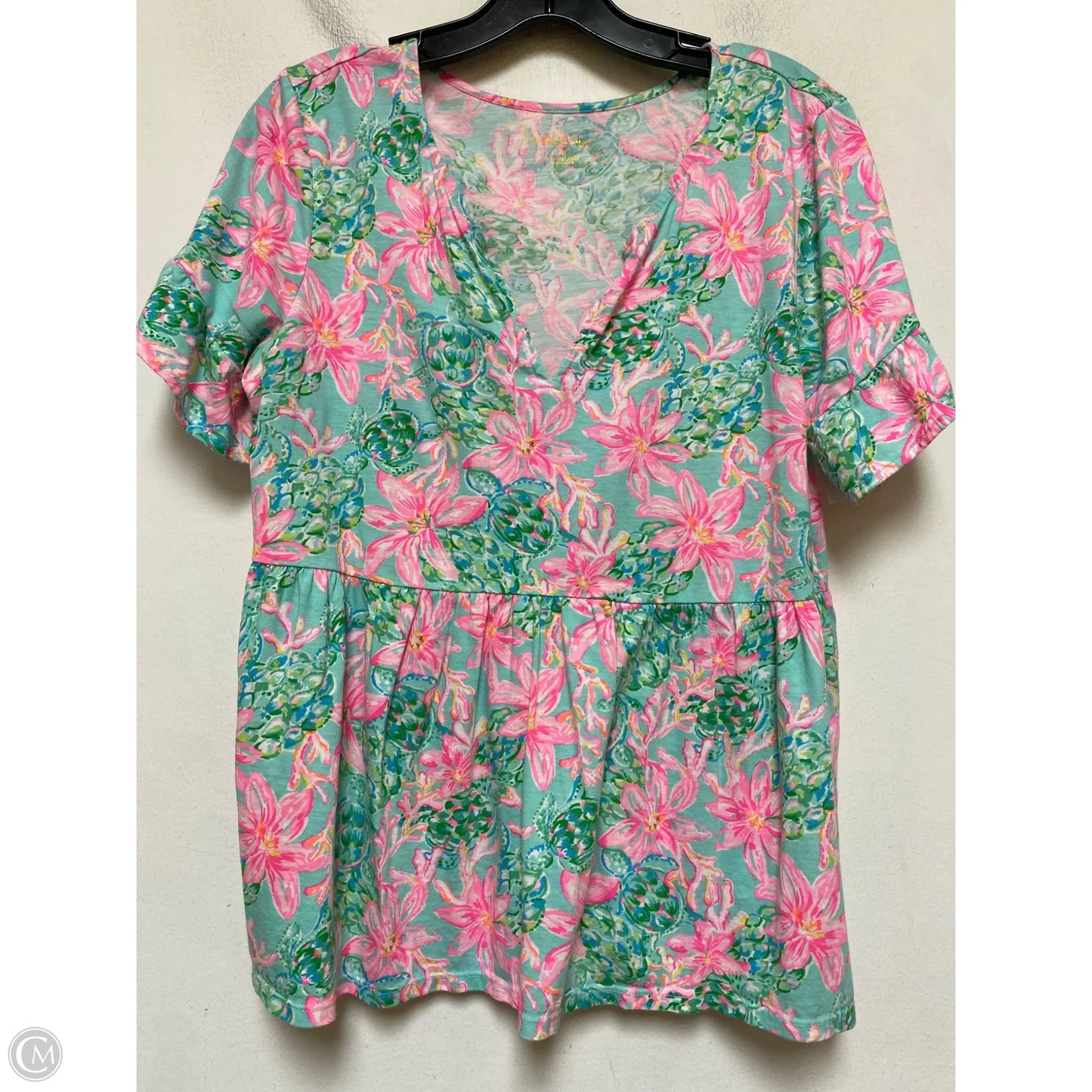 Top Short Sleeve Designer By Lilly Pulitzer In Green & Pink, Size: M