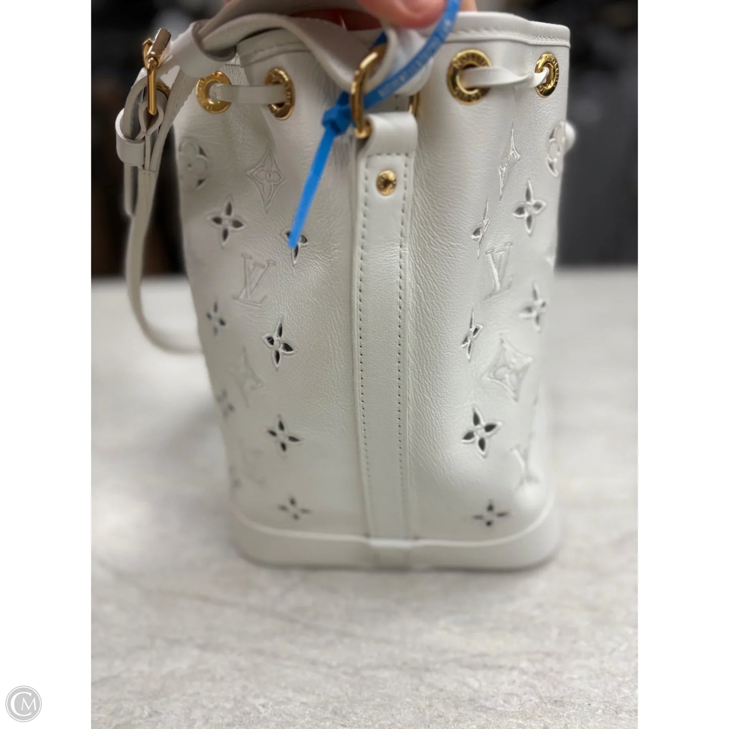 Handbag Luxury Designer By Louis Vuitton, Size: Large