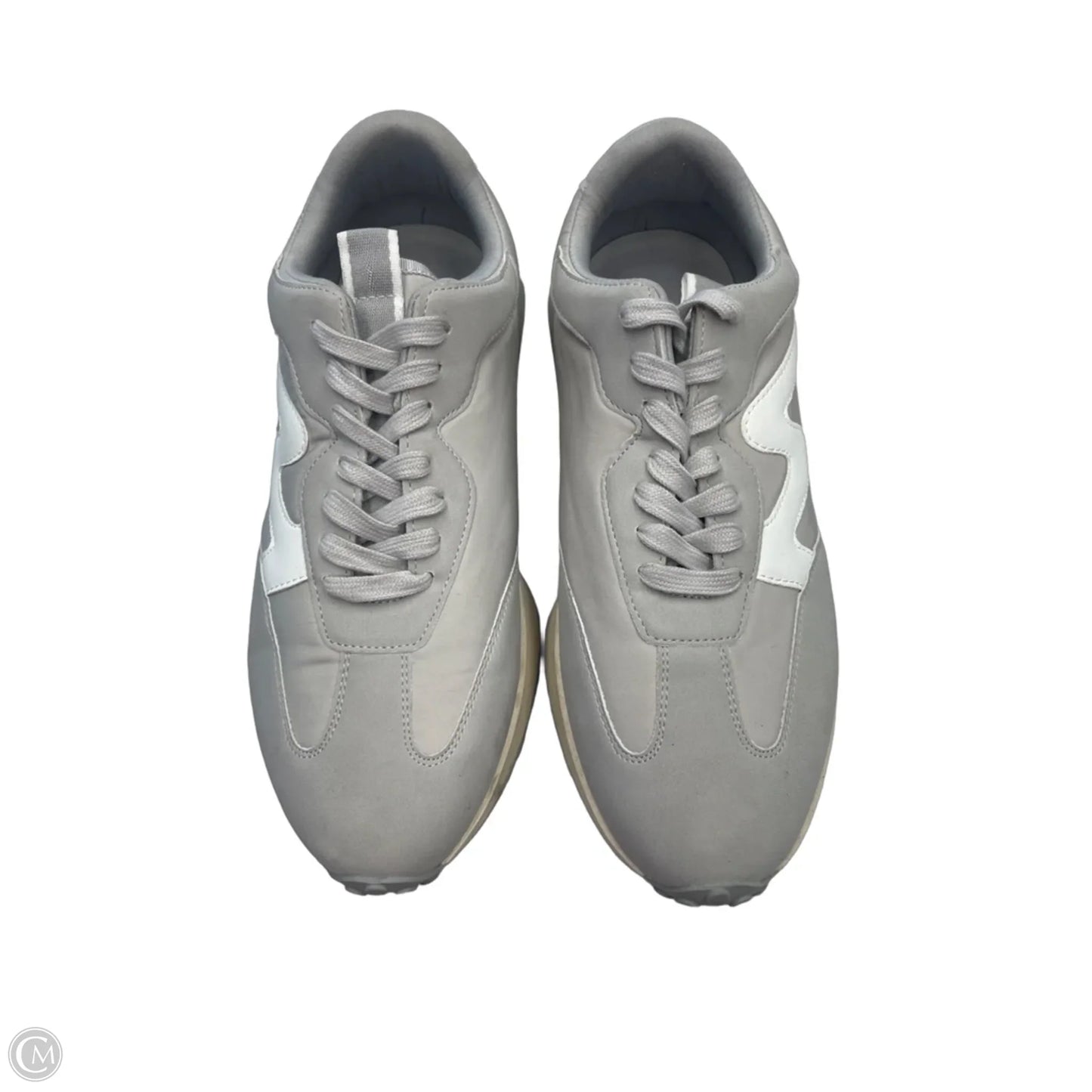 Shoes Sneakers By Clothes Mentor In Grey, Size: 10