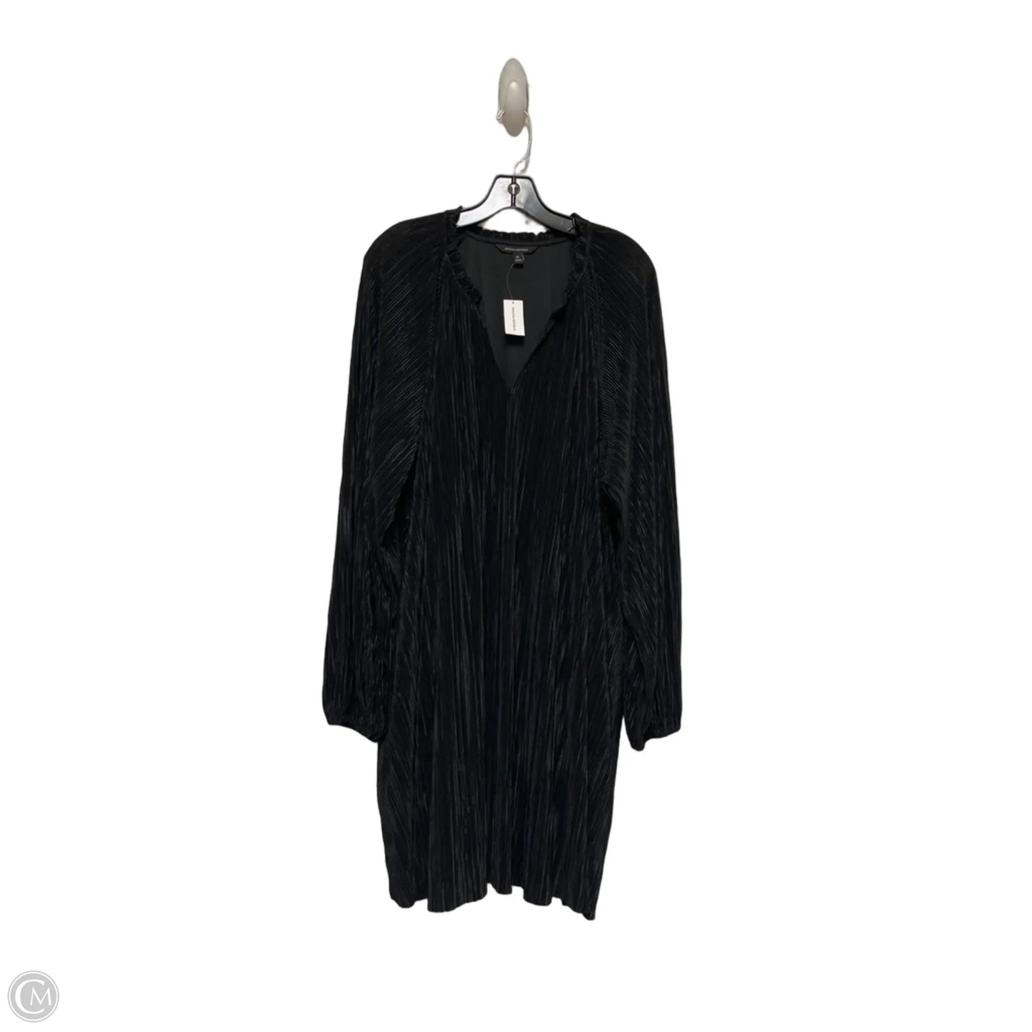 Dress Casual Short By Banana Republic In Black, Size: Xl