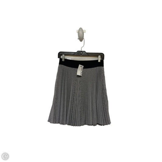 Skirt Mini & Short By Nine West In Plaid Pattern, Size: 6
