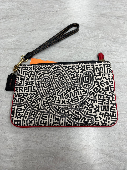 Wristlet Designer By Coach  Size: Large