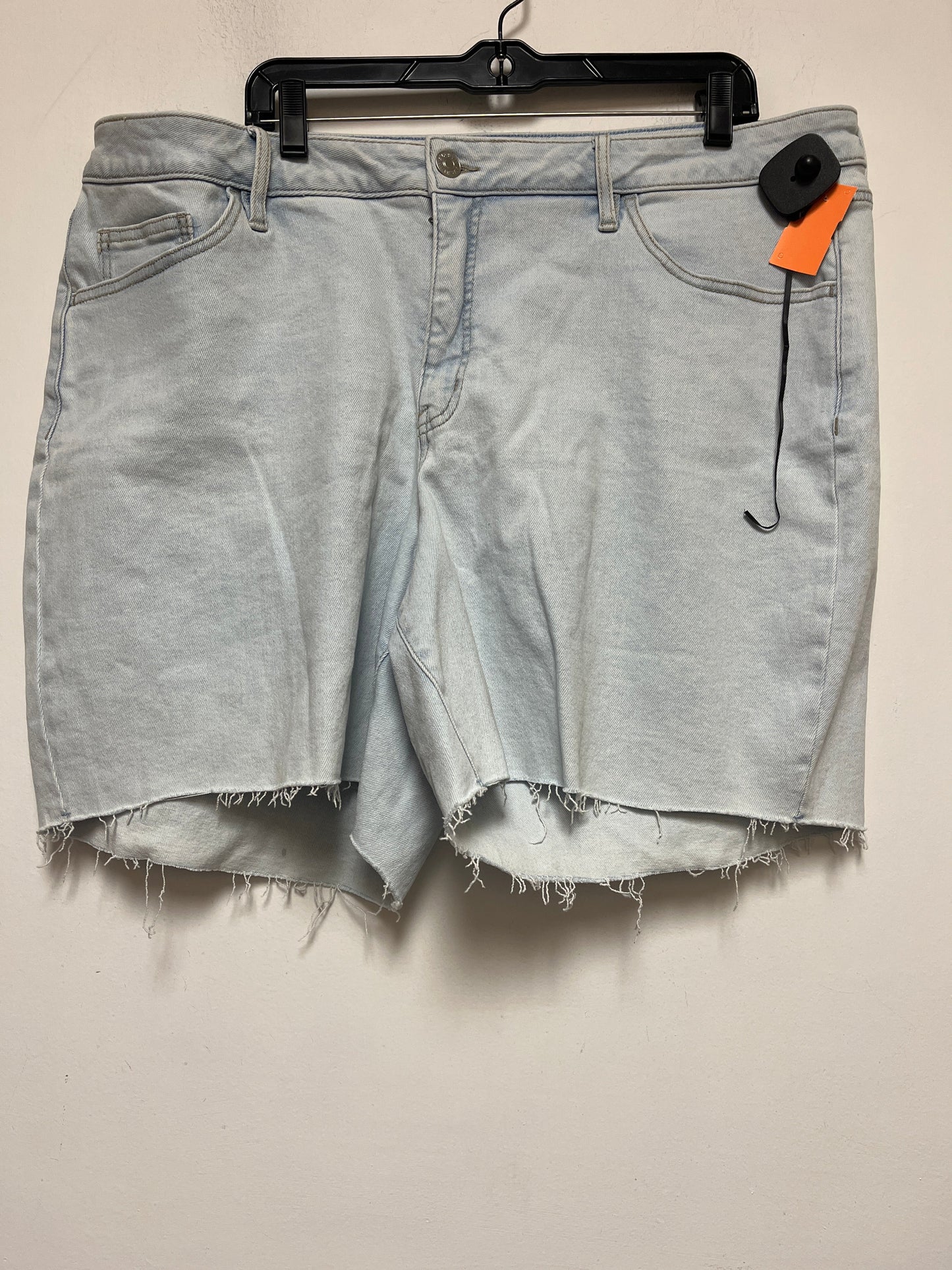 Shorts By Ava & Viv  Size: 20