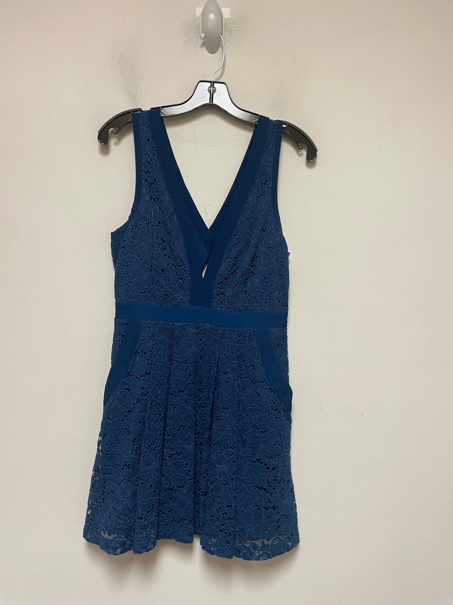 Dress Casual Short By Free People  Size: S