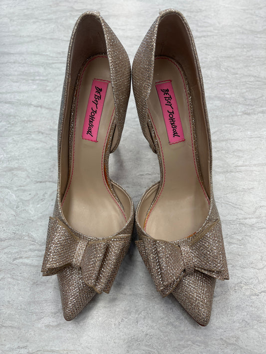 Gold Shoes Heels Stiletto Betsey Johnson, Size 7.5