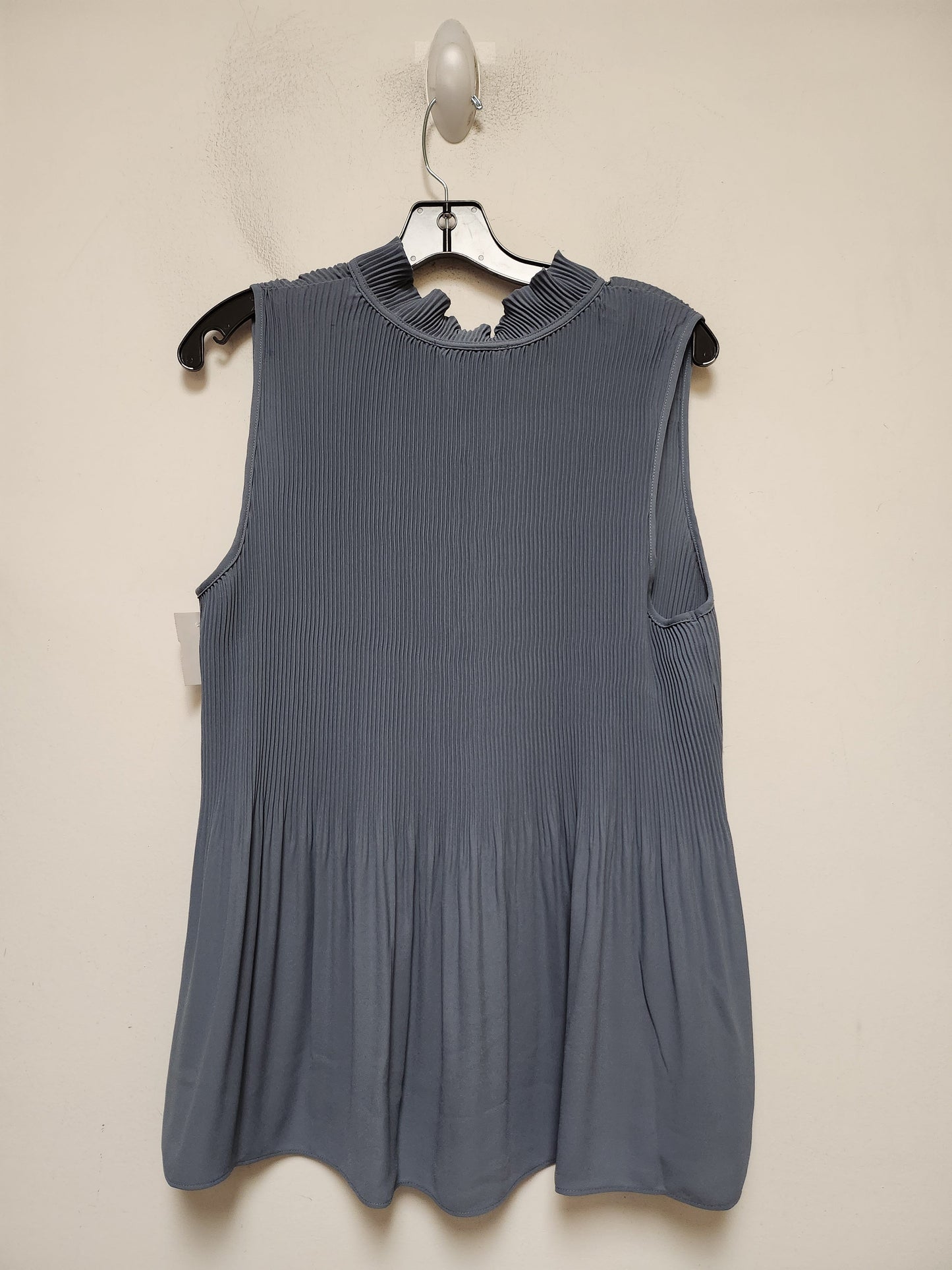 Grey Top Sleeveless Adrianna Papell, Size Xl