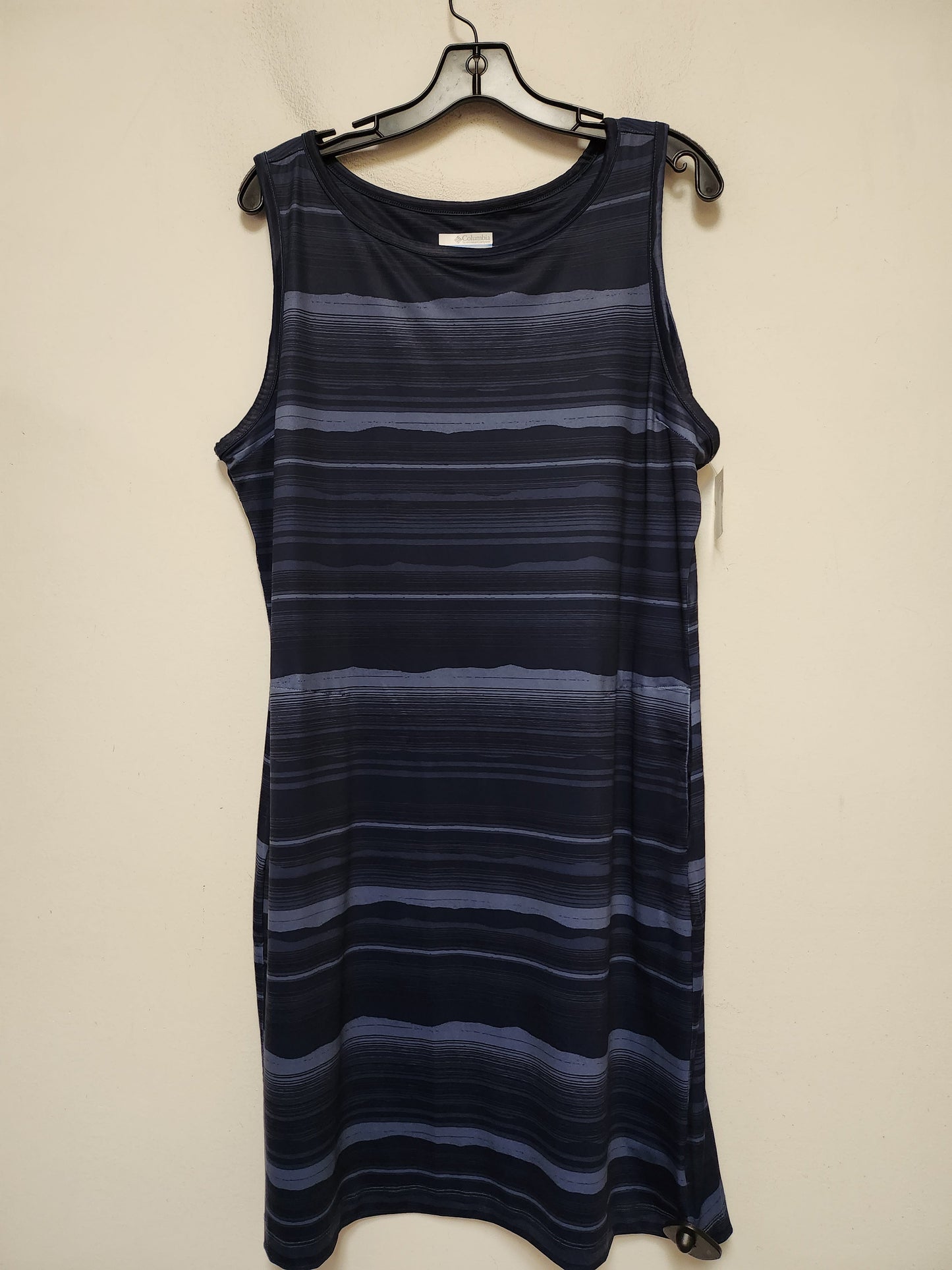 Blue Athletic Dress Columbia, Size Xl