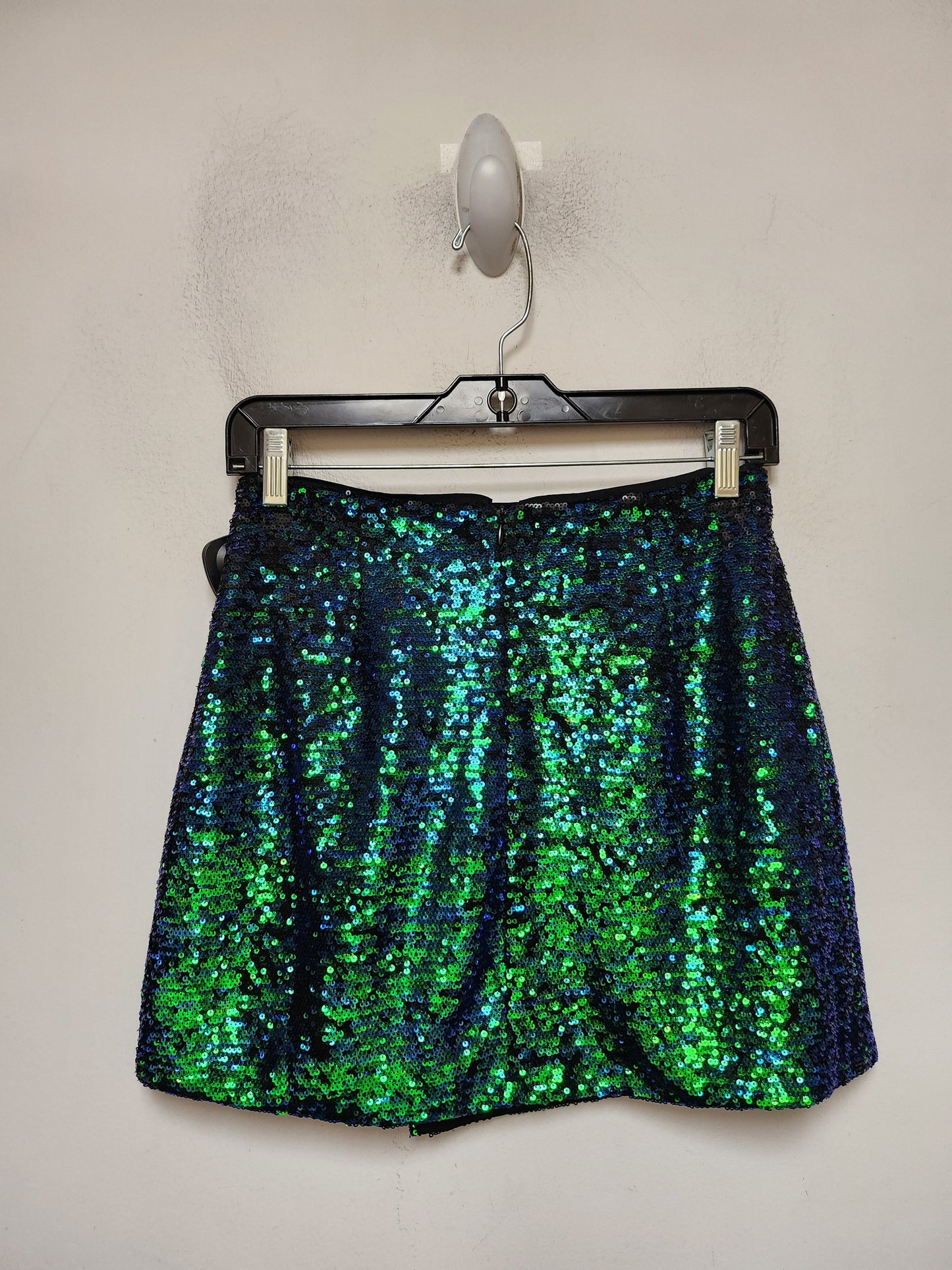 Skirt Mini & Short By Clothes Mentor In Blue & Green, Size: 4