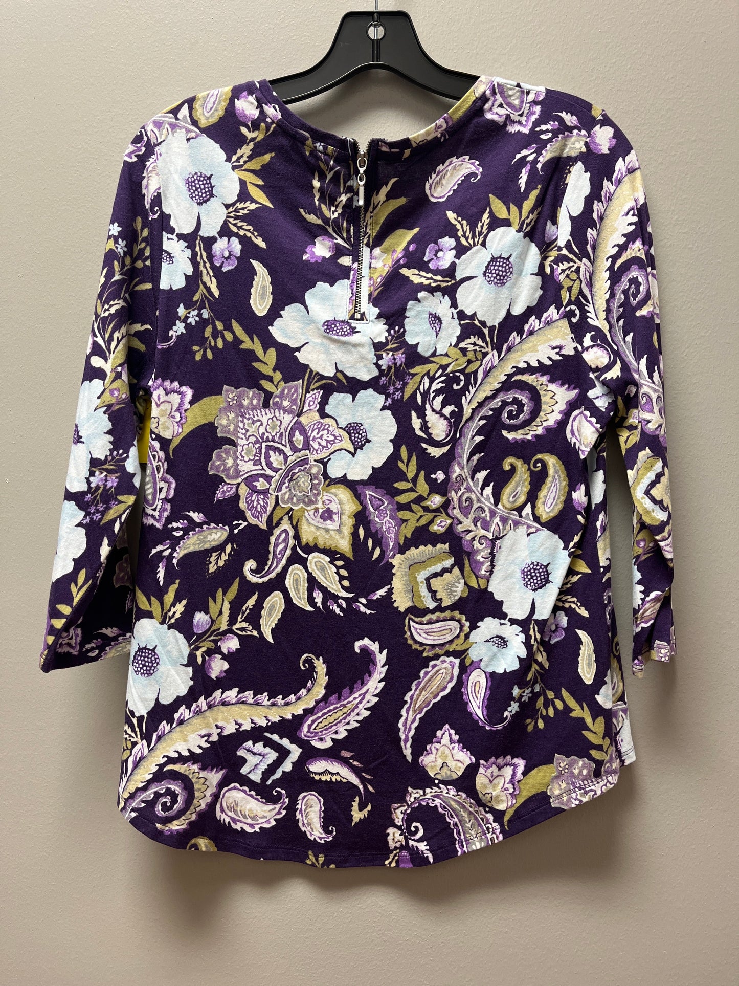 Top Long Sleeve Basic By Chicos In Paisley Print, Size: M