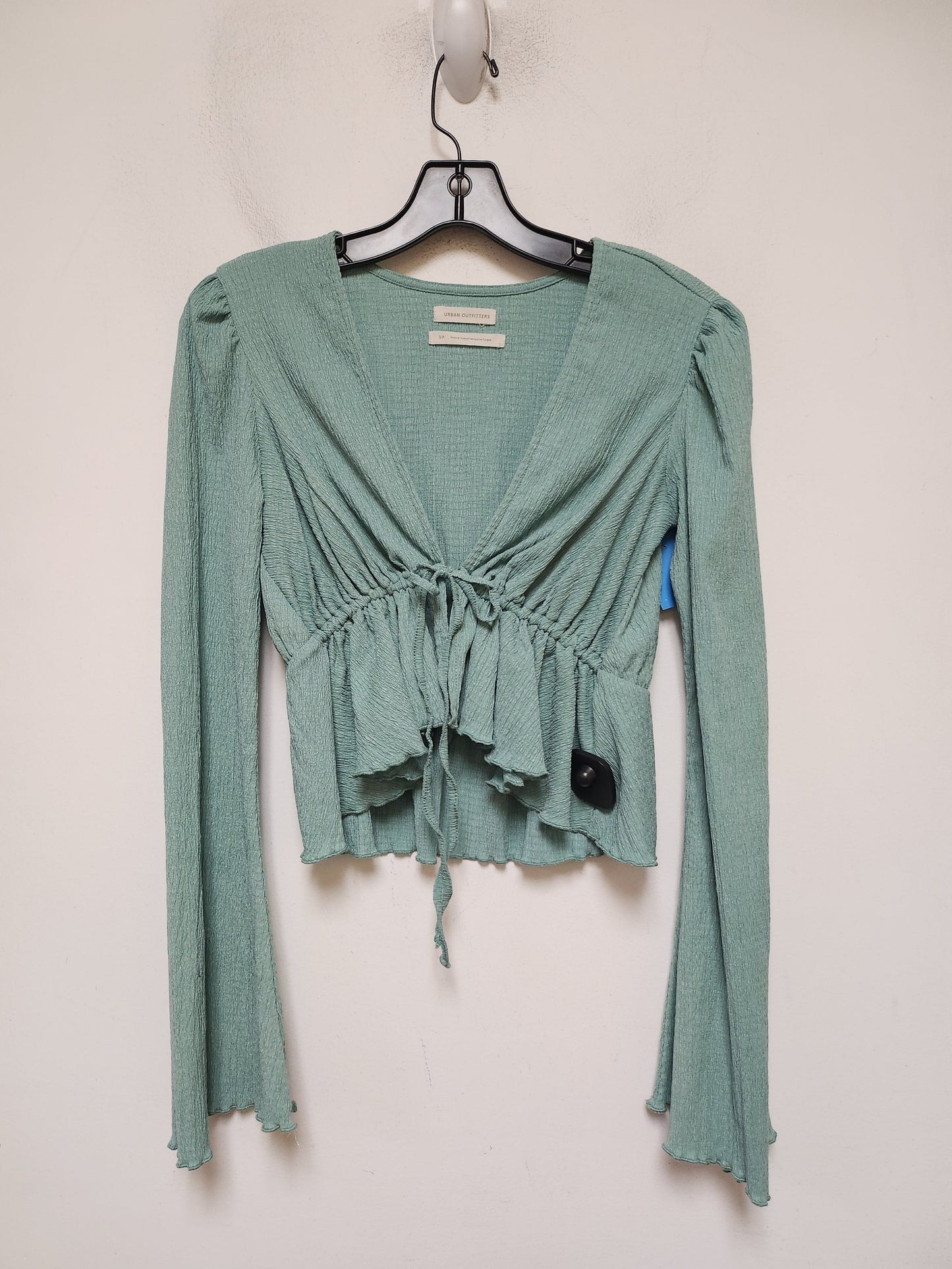 Top Long Sleeve By Urban Outfitters In Green, Size: S