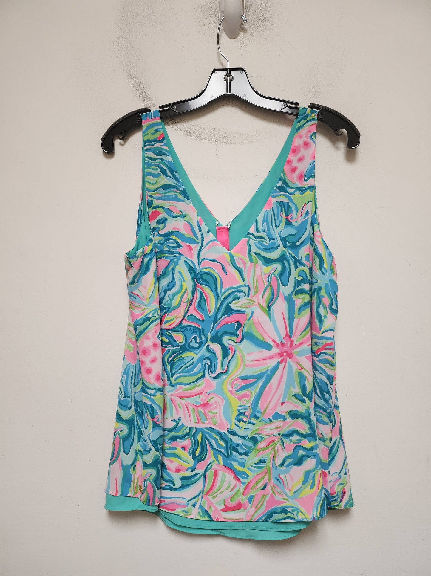 Top Sleeveless Designer By Lilly Pulitzer In Floral Print, Size: M