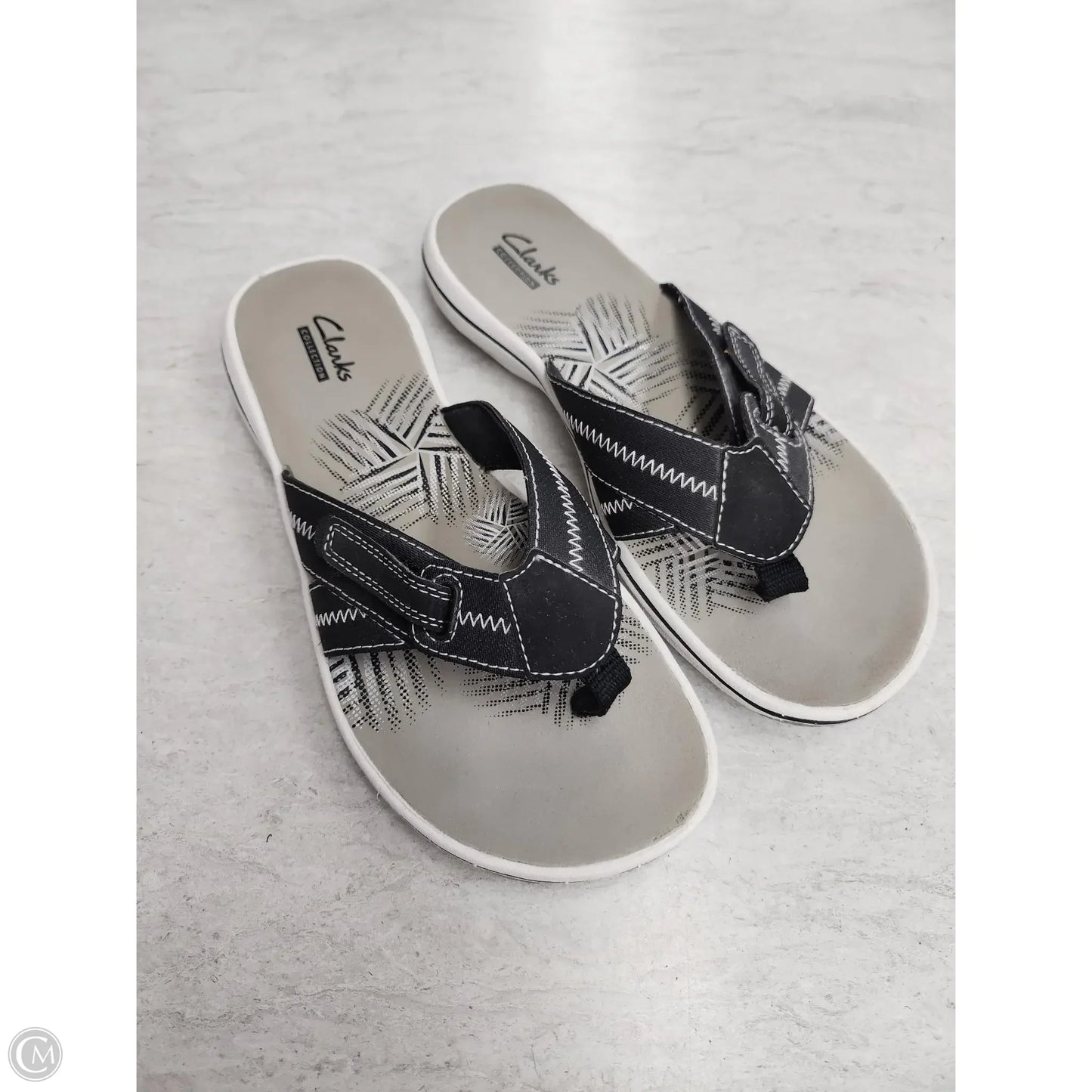 Sandals Flats By Clarks In Black & Grey, Size: 6