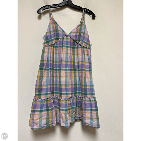 Dress Casual Short By Wild Fable In Plaid Pattern, Size: M